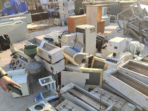 江苏财经职业技术学院关于废旧办公家具及设备等资产处置及技术转让的公告